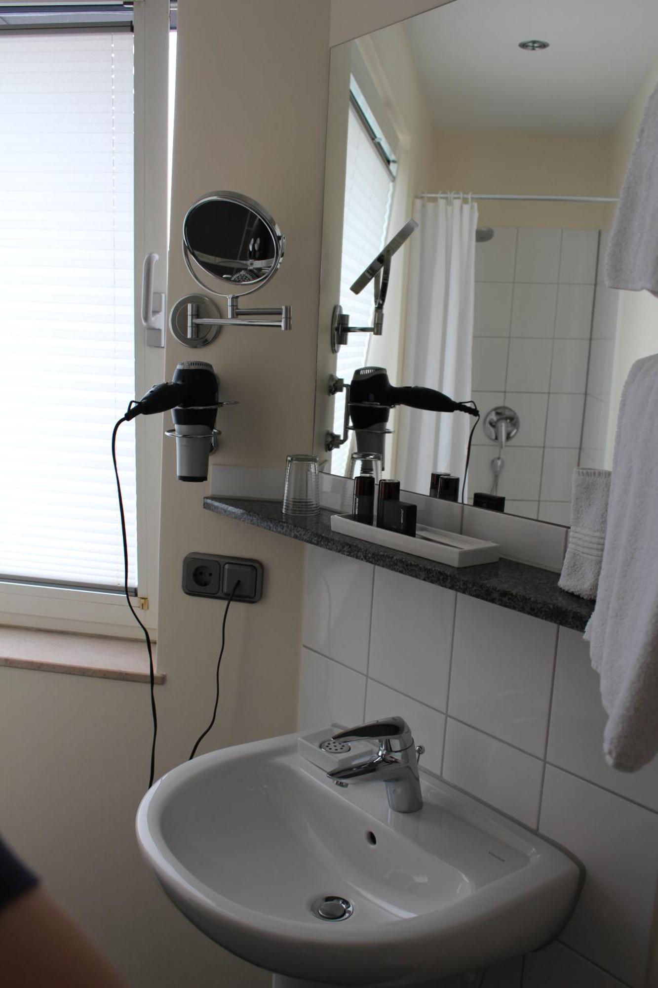 Hotel Bonjour Bad Soden am Taunus Værelse billede
