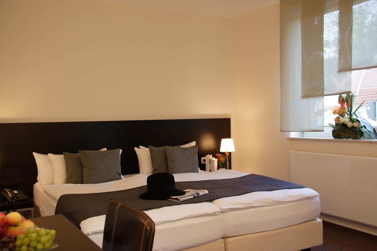 Hotel Bonjour Bad Soden am Taunus Eksteriør billede