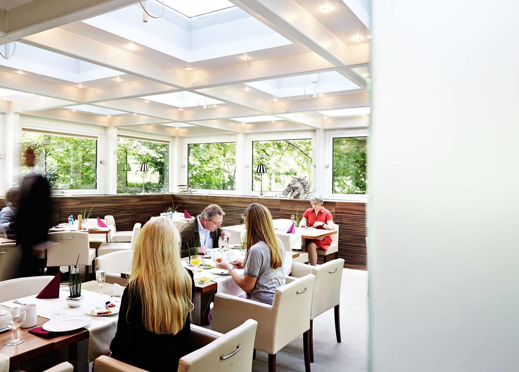 Hotel Bonjour Bad Soden am Taunus Eksteriør billede